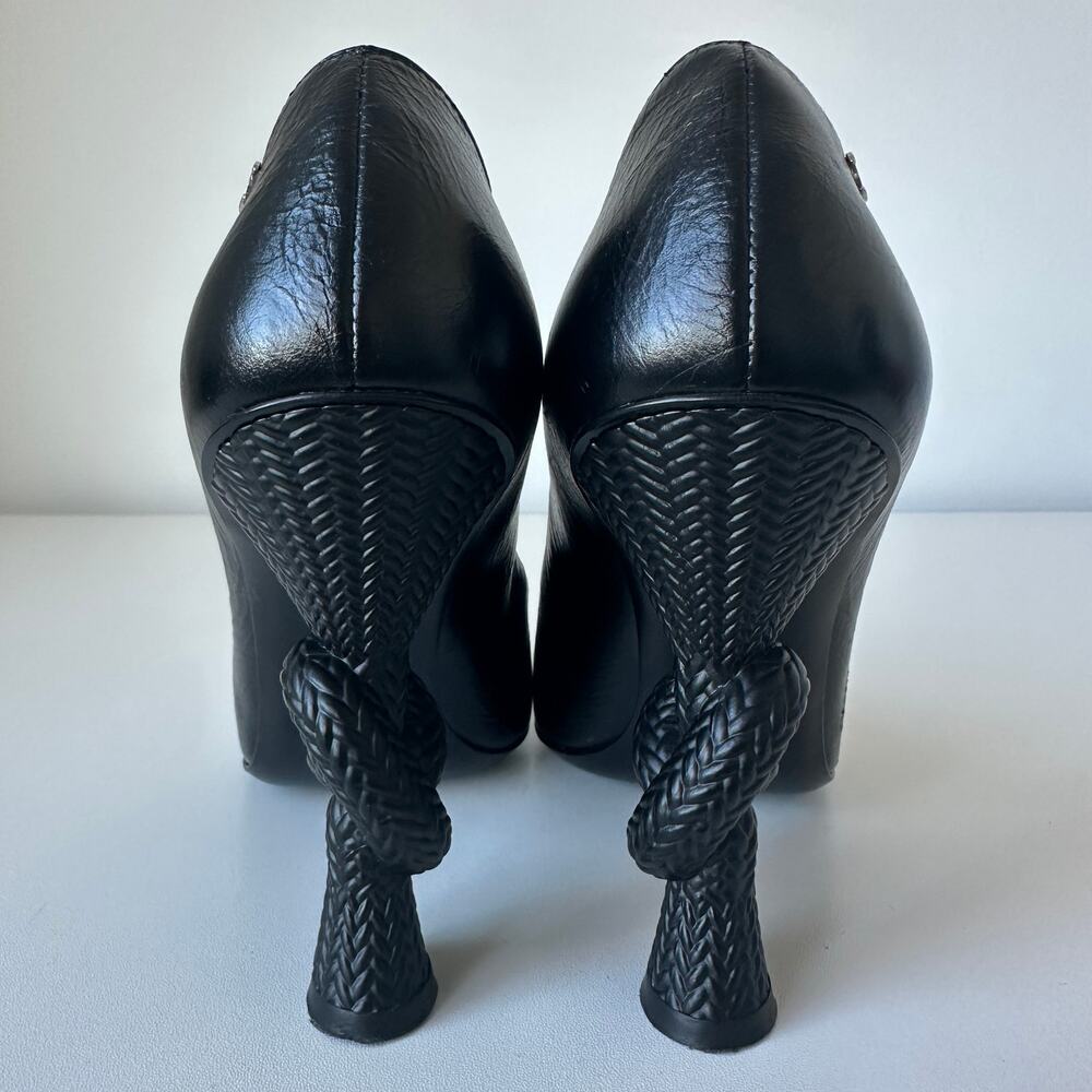 CHANEL 2014 CC Logo Cap Toe Knot Heel Pumps IT 37.5 Black - Picture 5 of 14